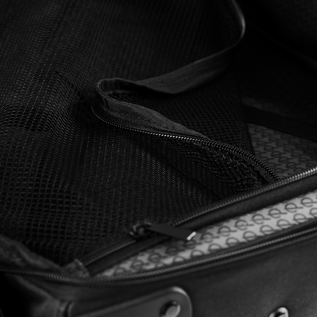 Expedition - Peak Black Mellan